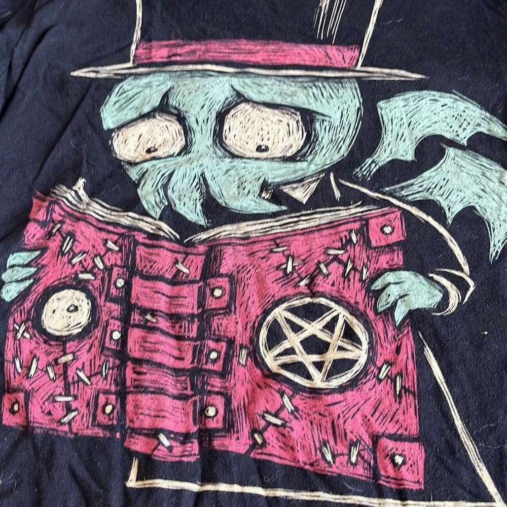 Necromancer Akumu Ink tee small